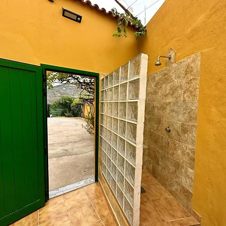 Casa Benito Fagajesto *